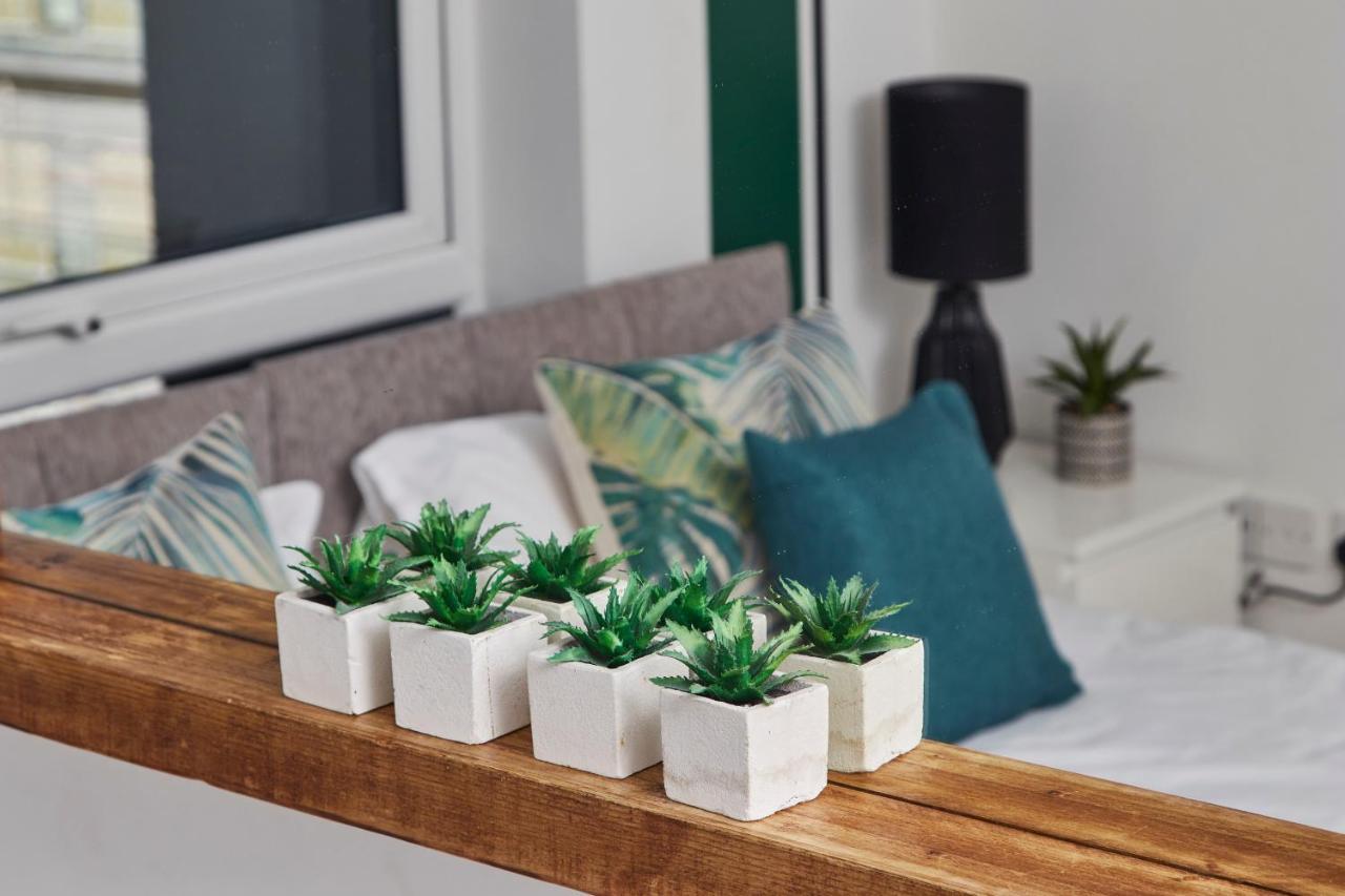 Beautiful Apartment Near Piccadilly Train Station マンチェスター エクステリア 写真